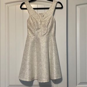 Beautiful V dress
